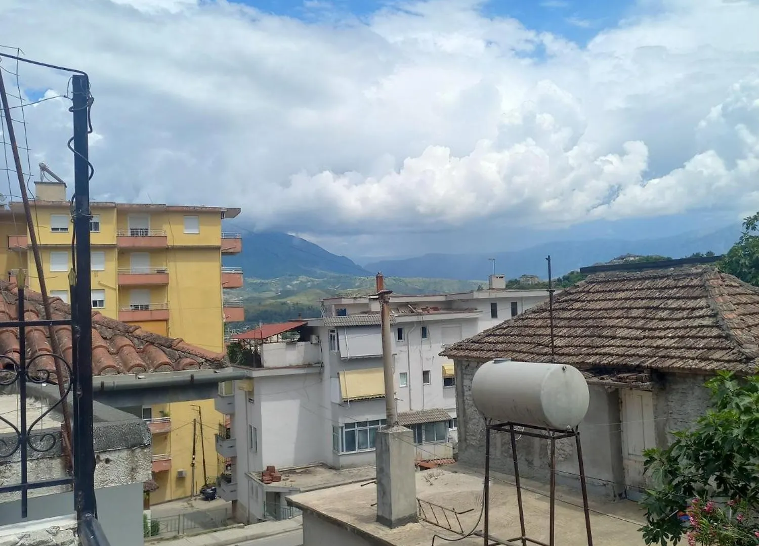 Aleko Guest House Gjirokaster Albania