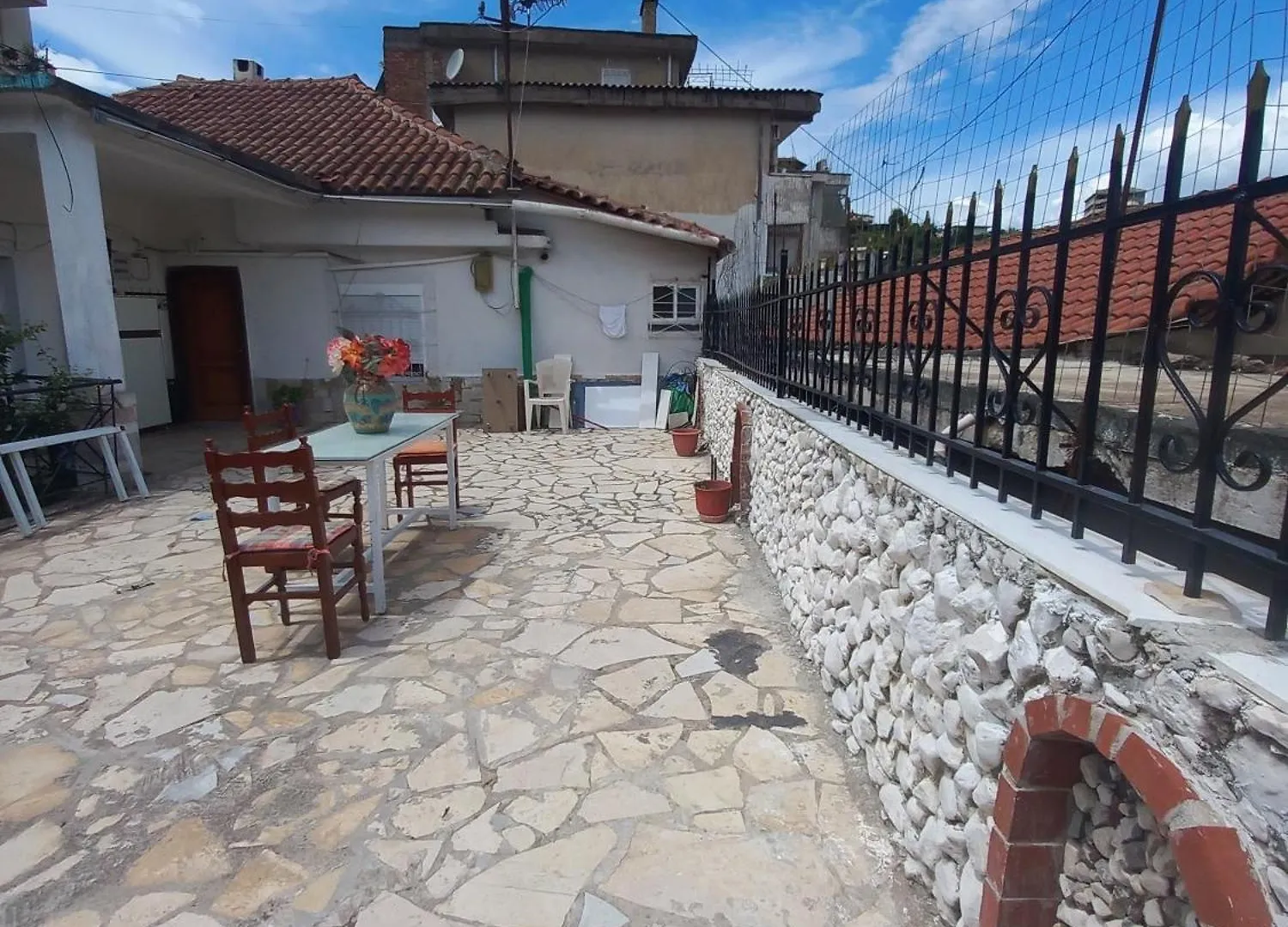 Aleko Guest House Gjirokaster Albania