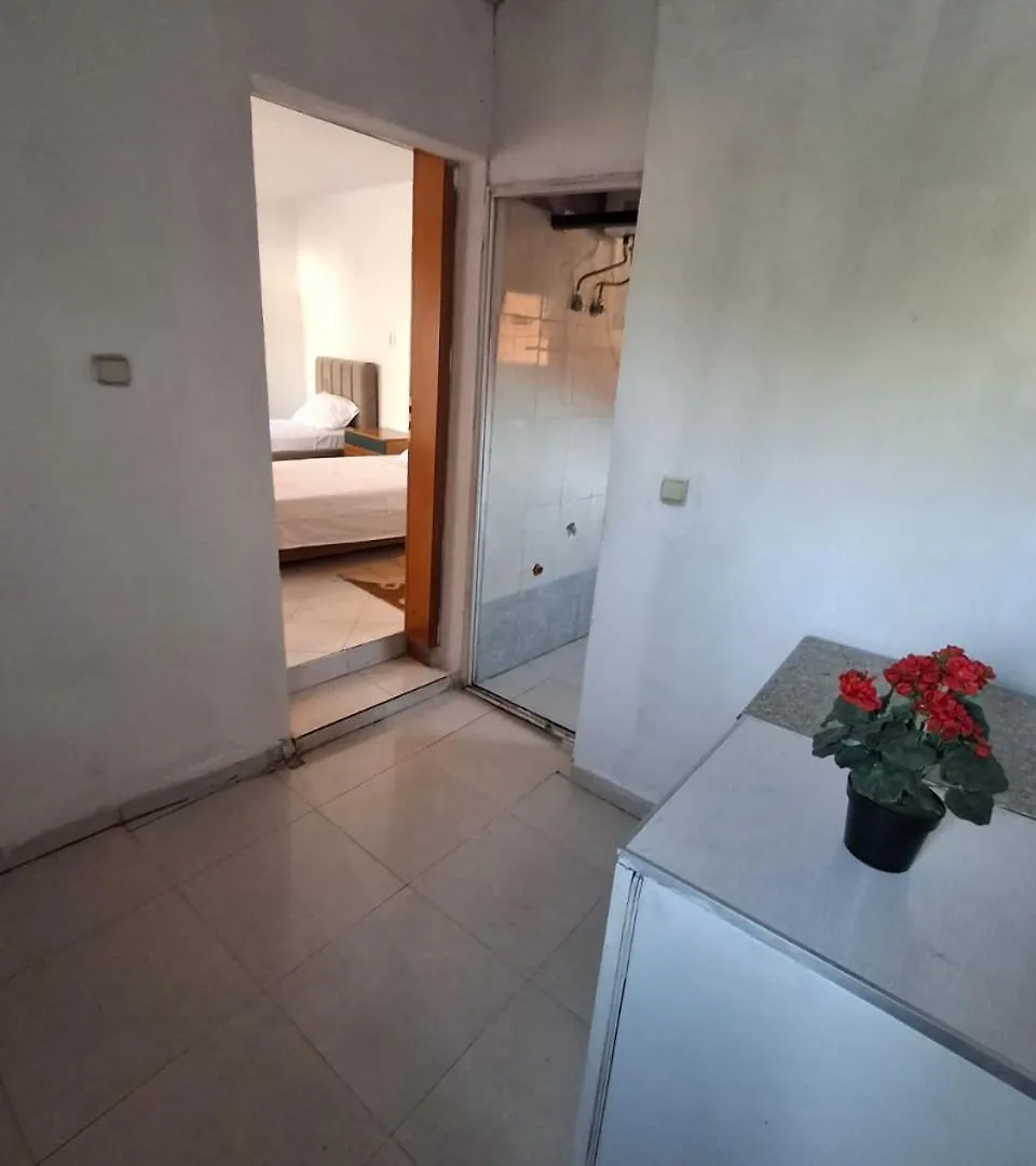Aleko Guest House Gjirokaster 0*,