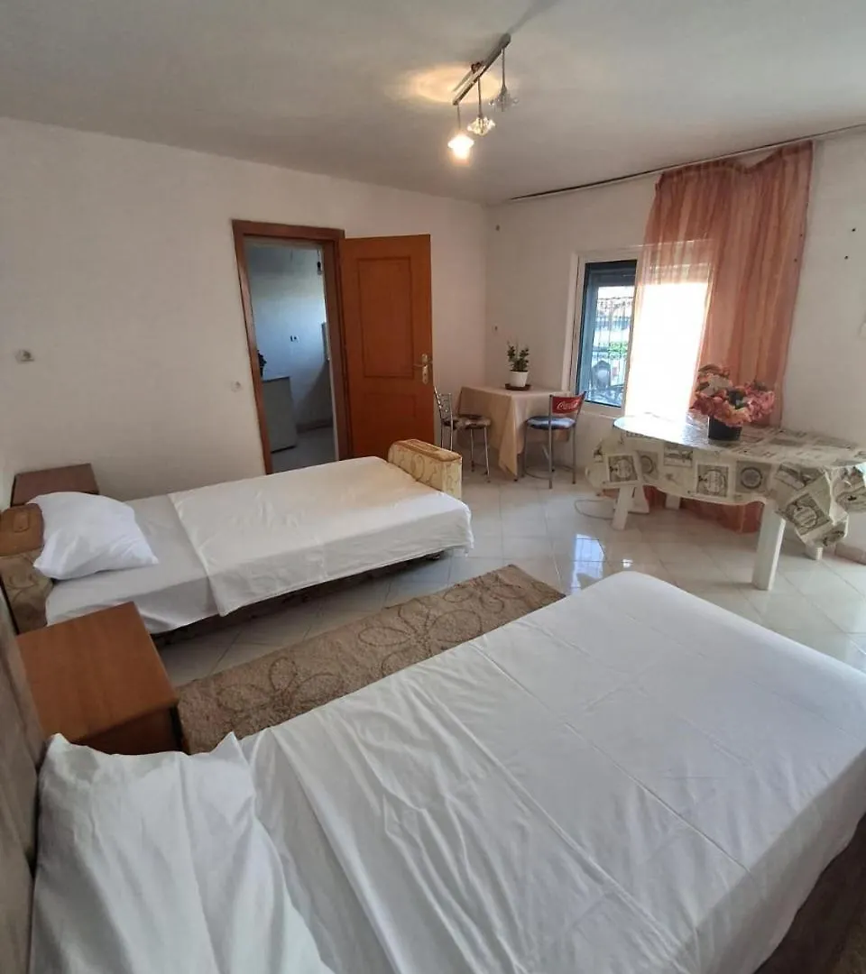 Aleko Guest House Gjirokaster Albania